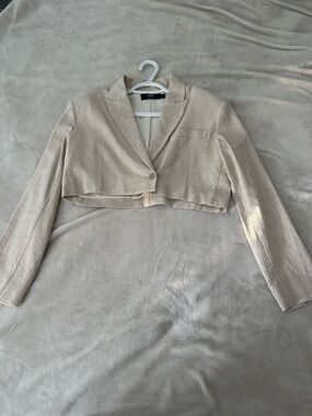 Icone by Simons - Cropped Beige Blazer